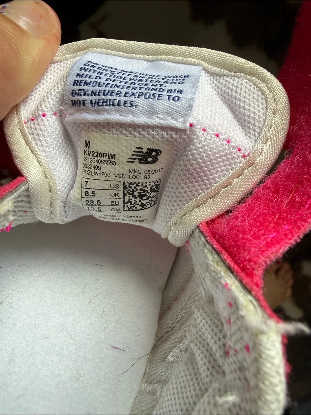 New Balance Baby size 7 Bright Pink Velcro Sneakers